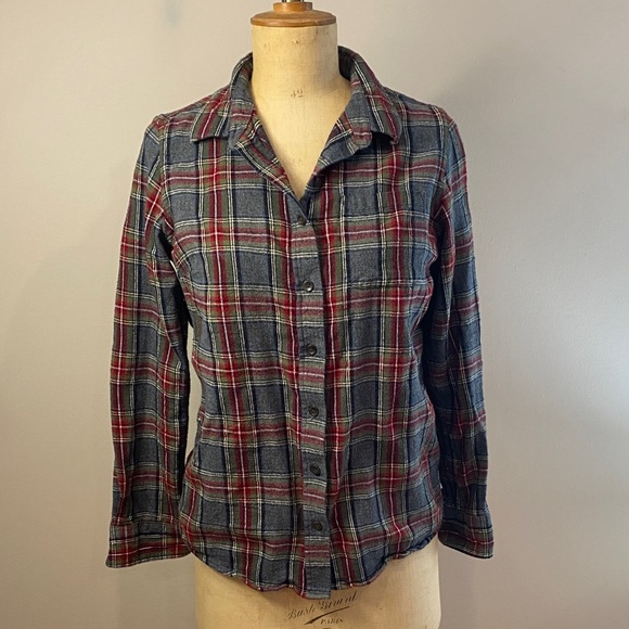 L.L. Bean Slightly Fitted Flannel Shirt – Plaid – Women’s Small Regular - Picture 1 of 8